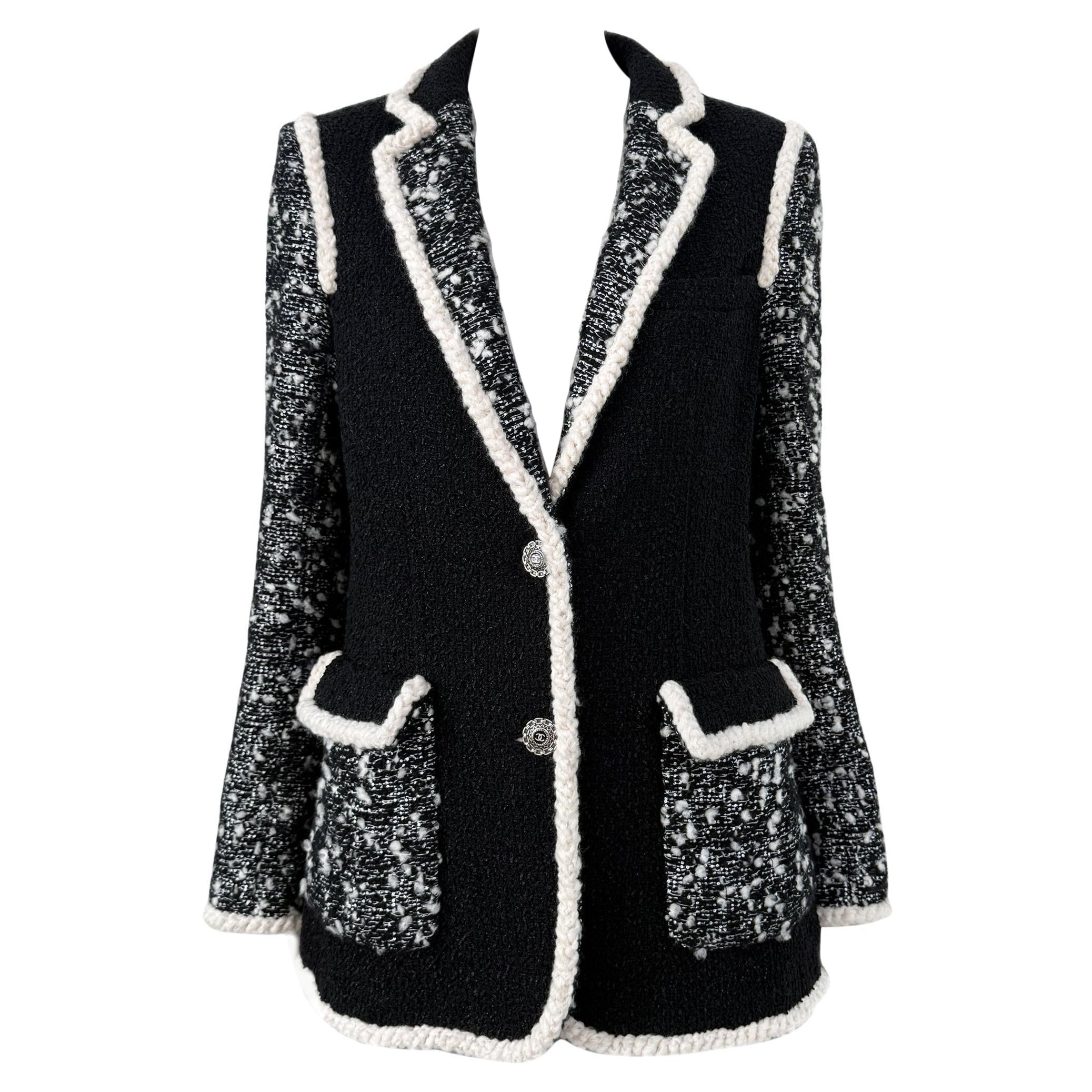 Chanel 12K$ Nuova Giacca in tweed nero con paillettes 34 FR
