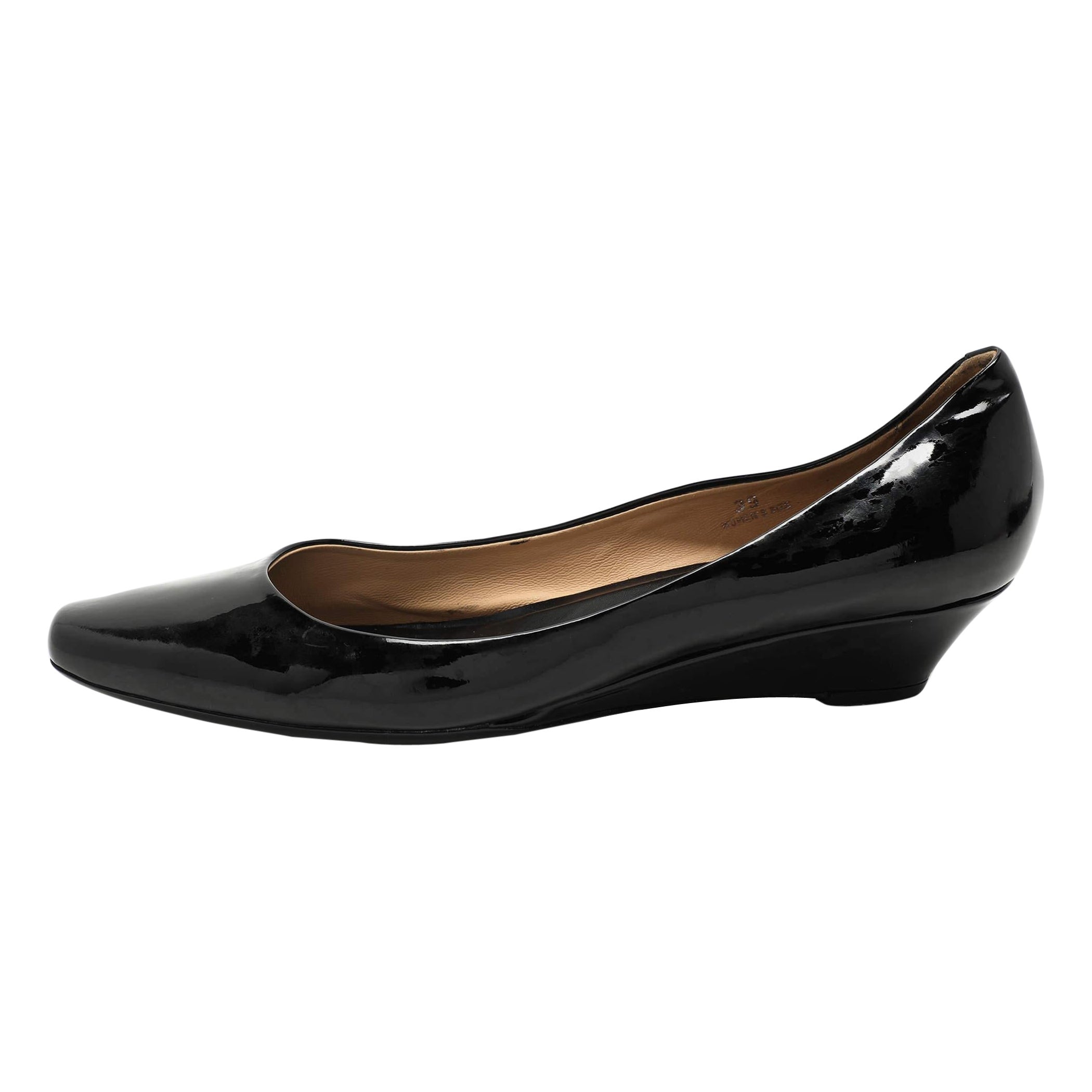 Tod's Black Patent Leather Wedge Pumps Size 39 For Sale
