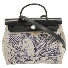 Hermes Ecru/Noir/ Bleu Indigo Toile H Vache Hunter Pegase Pop Herbag Zip 31 Bag