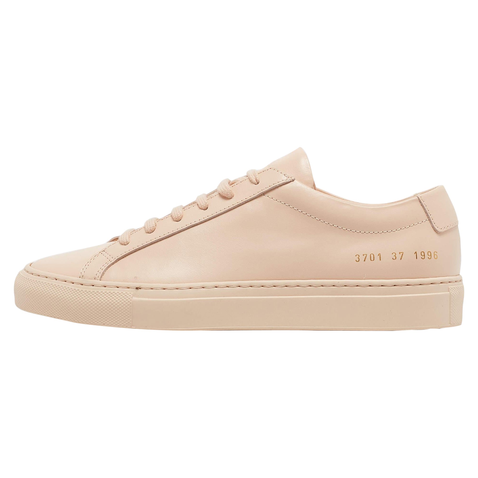 Common Projects Beige Leather Achilles Low Top Sneakers Size 37 For Sale