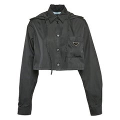 Prada Schwarze Nylon-Crop-Jacke mit Kapuze mit Kapuze L