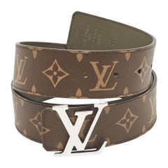 Cinturón reversible Louis Vuitton monograma de lona y piel con iniciales LV 85 CM