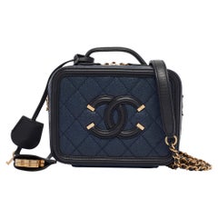 Chanel Navy Blue/Black Quilted Caviar Leather Small CC Filigree Vanity Case Bag