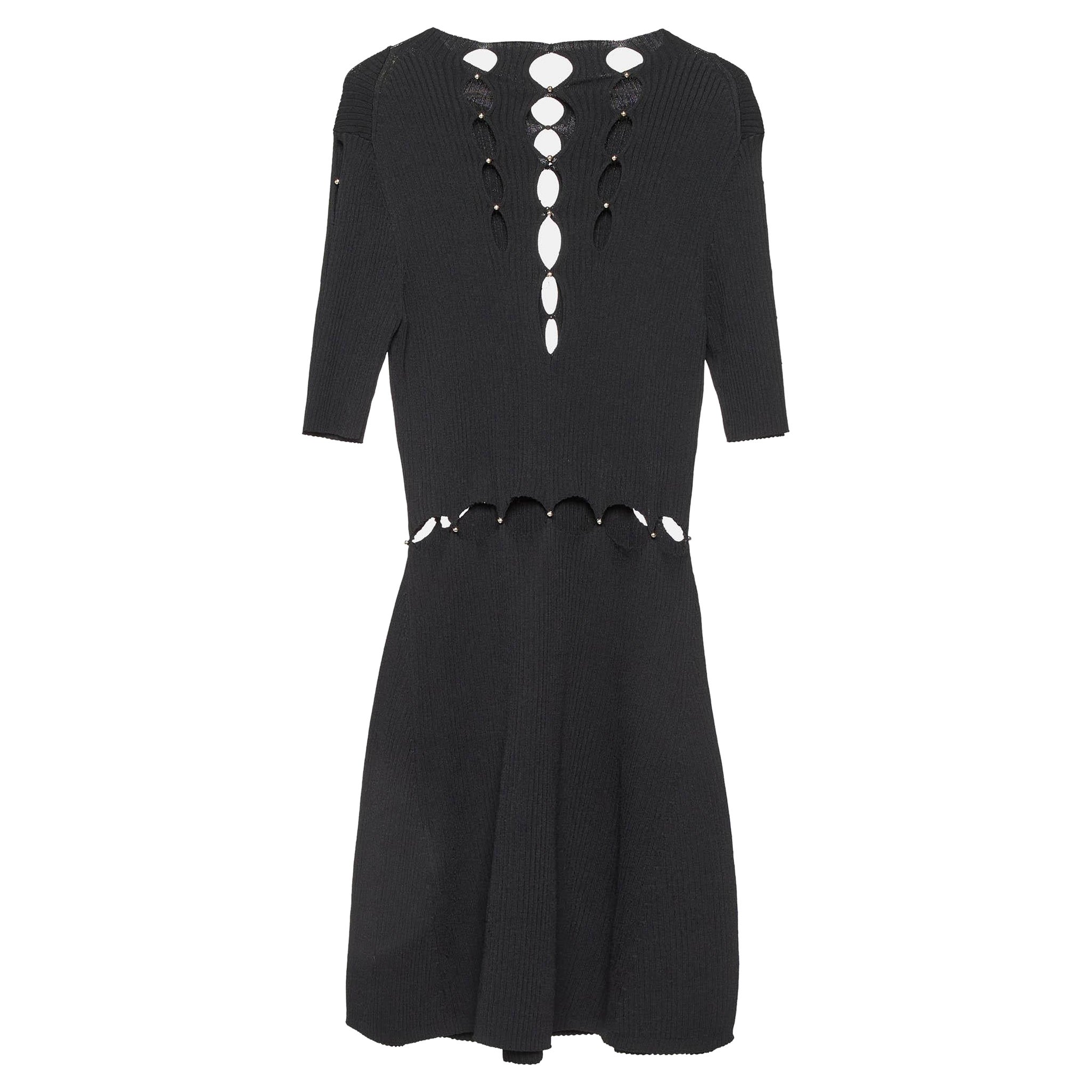 Maje - Mini abito nero in maglia a coste con perline M. in vendita