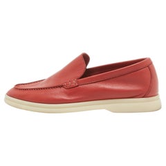 Loro Piana Mocasines de paseo de piel roja talla 35