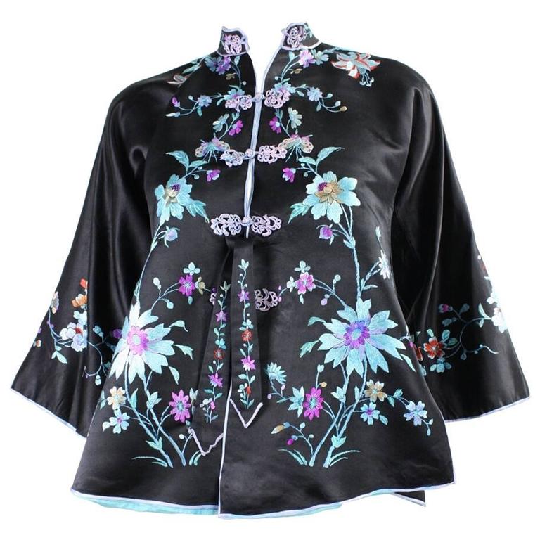 1930's Chinese Silk Jacket with Hand Embroidery For Sale
