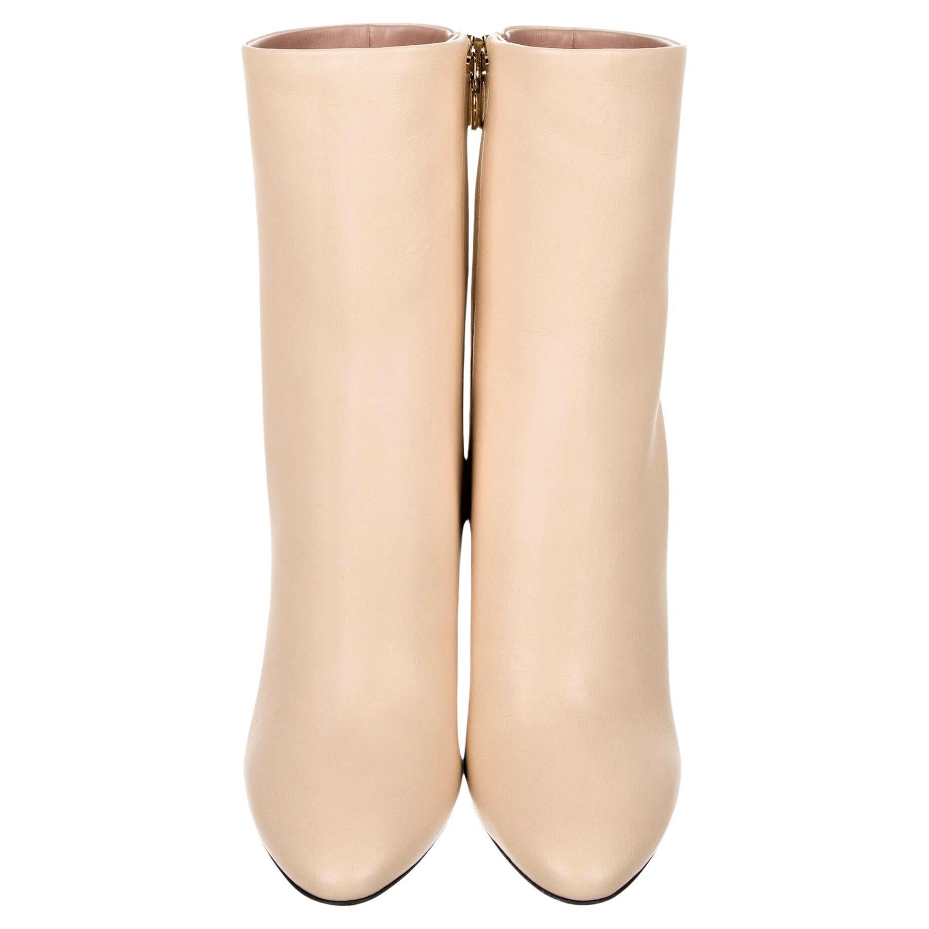 Beige New Oscar De La Renta Fall 2019 Gigi Hadid Leather Booties Boots Size 37 $1575