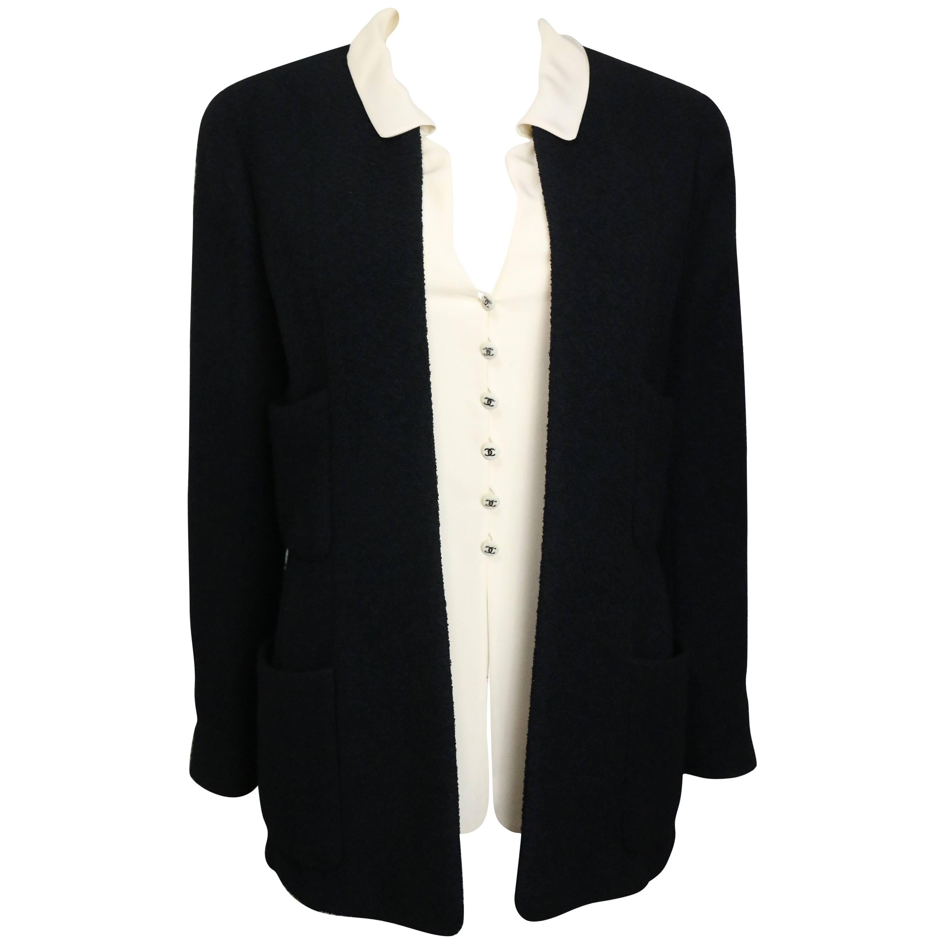 Chanel Black Boucle Wool Jacket with Beige Silk Detectable Collar Vest