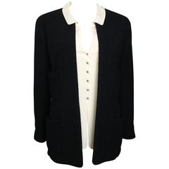 Chanel Black Boucle Wool Jacket with Beige Silk Detectable Collar Vest 11