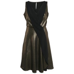 Temperly London Mini robe col V en lamé métallique Edom M