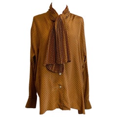 Camisa Yves Saint Laurent pois Variation