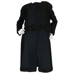Beautiful 1950s Densely Beaded Black Silk Evening Coat 12