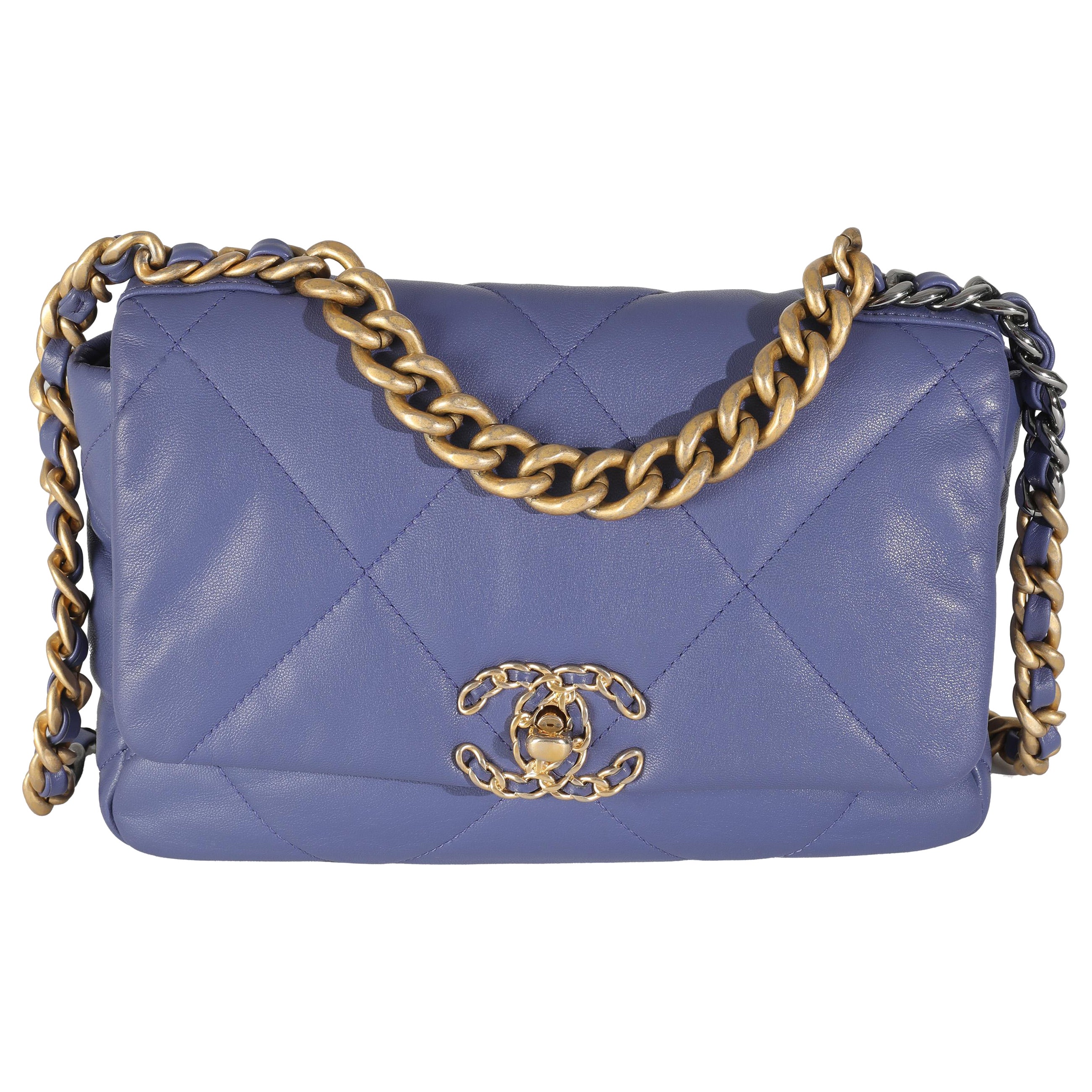 What are the different types of Chanel 19 bags?