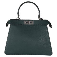 Fendi Dunkelgrün Sellerissima Nappa Sintetica Wandteppichstich Medium Peekaboo I SEE