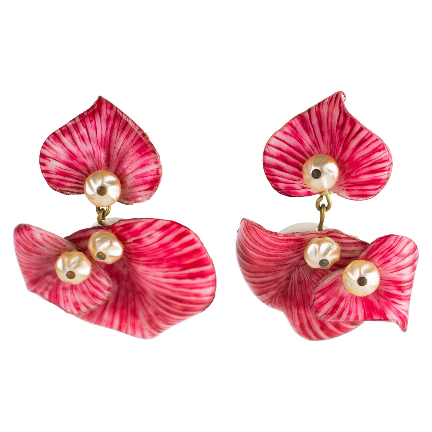 Cilea Paris Dangle Clip Earrings Striped Red and White Resin Flowers For Sale