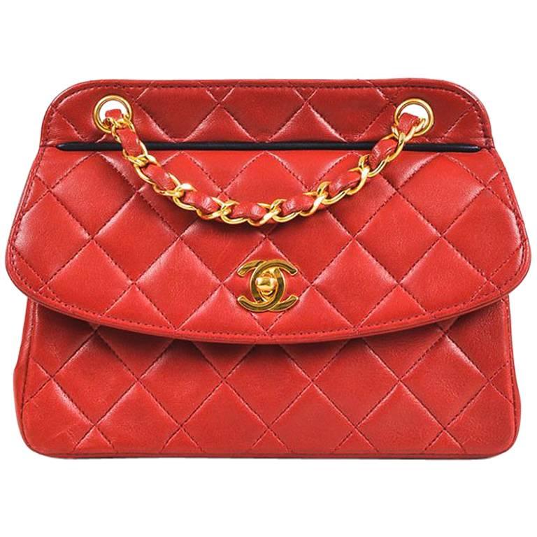 Vintage Chanel Red Lambskin Quilted Crossbody 'CC' Flap Bag For Sale