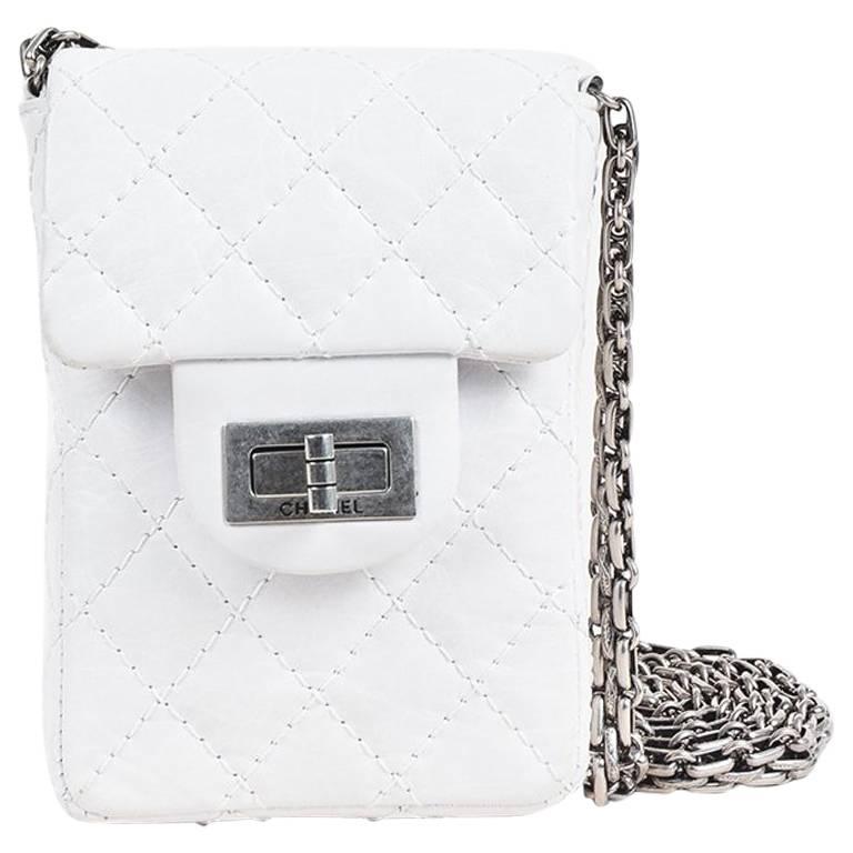 Chanel White Crinkled Calfskin Leather Silver Tone Reissue Phone Case For Sale