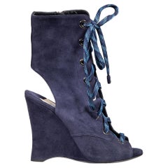 Prada Marineblaue Keilstiefel aus Wildleder mit Schnürung Größe IT 38