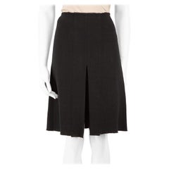 Prada jupe plissée longueur genou en laine noire, taille XS