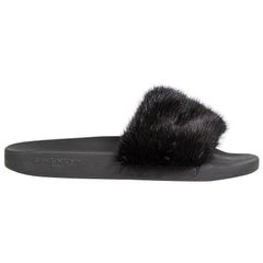 Sandalias de piel de visón negro Givenchy Talla IT 40
