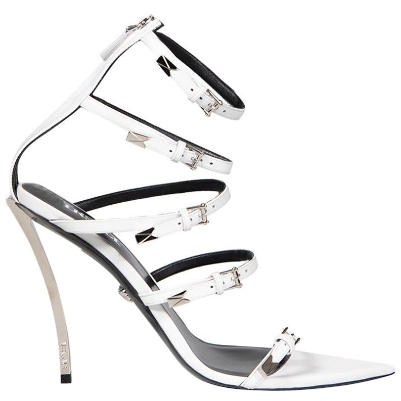 Sandali con cinturino alla caviglia in pelle bianca Versace Taglia IT 40