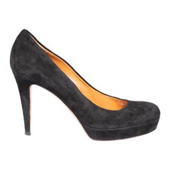 Gucci Black Round Toe Suede Pumps Size IT 38.5