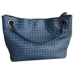 Bottega Veneta Garda Shoulder Bag Intrecciato Nappa Leather Navy Large 33cm
