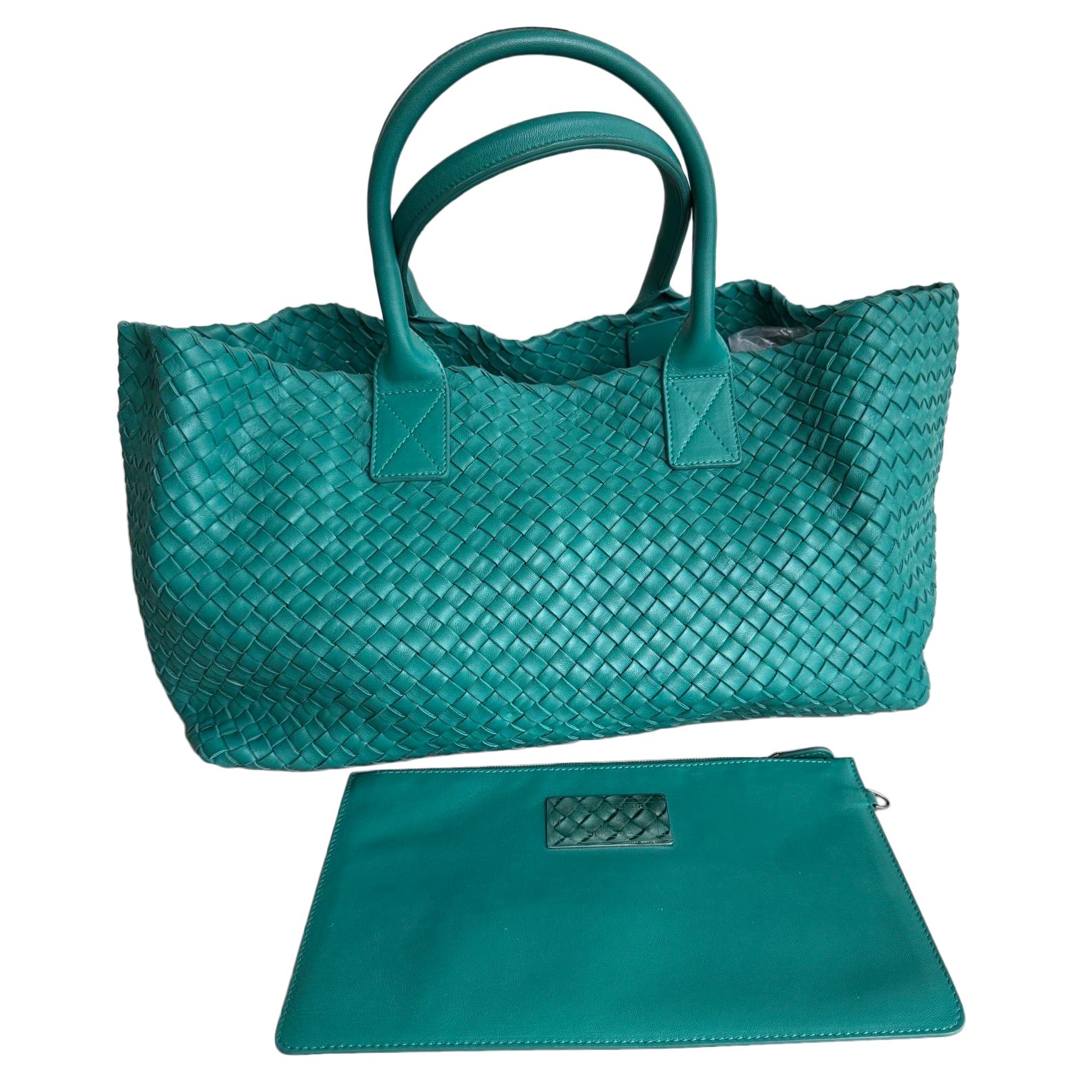 Bottega Veneta Cabat Large Intreccio Leather Tote Bag Green with Pouch 40cm For Sale