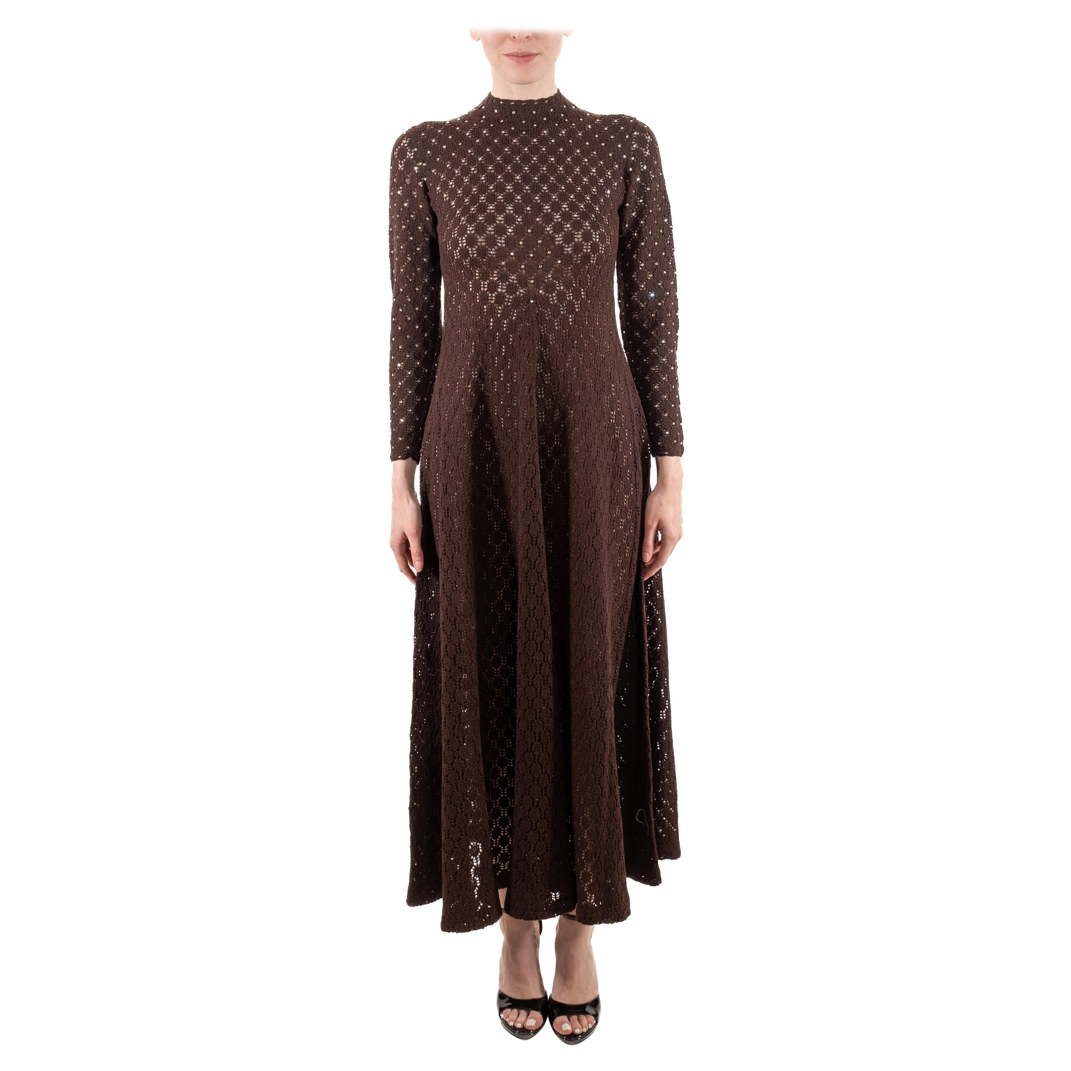 1970S Vestido de manga larga de punto de mezcla de rayón semitransparente marrón chocolate oscuro en venta