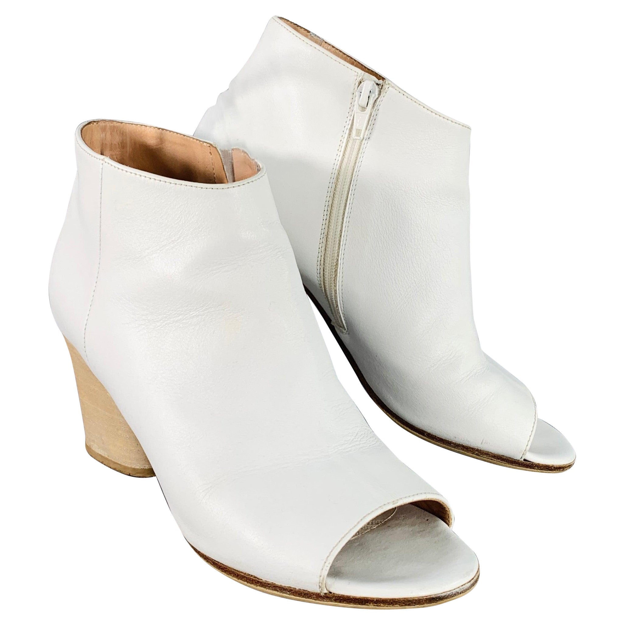 MAISON MARTIN MARGIELA Size 7 White Leather Peep Toe Boots For Sale