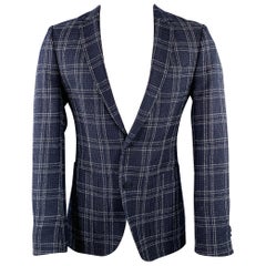 HUGO BOSS Size 40 Navy White Plaid Virgin Wool Blend Sport Coat