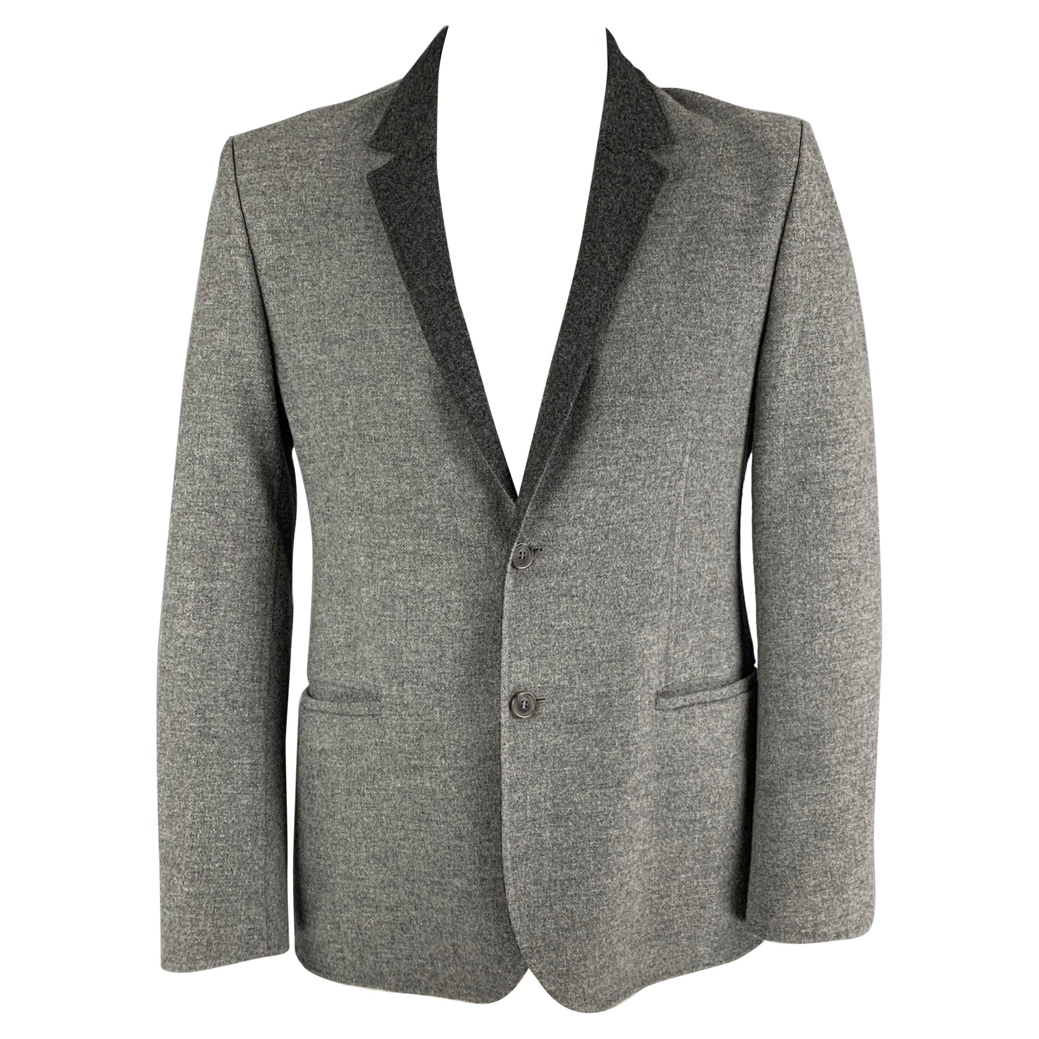CALVIN KLEIN COLLECTION Size 42 Grey Charcoal Wool Notch Lapel Sport Coat For Sale