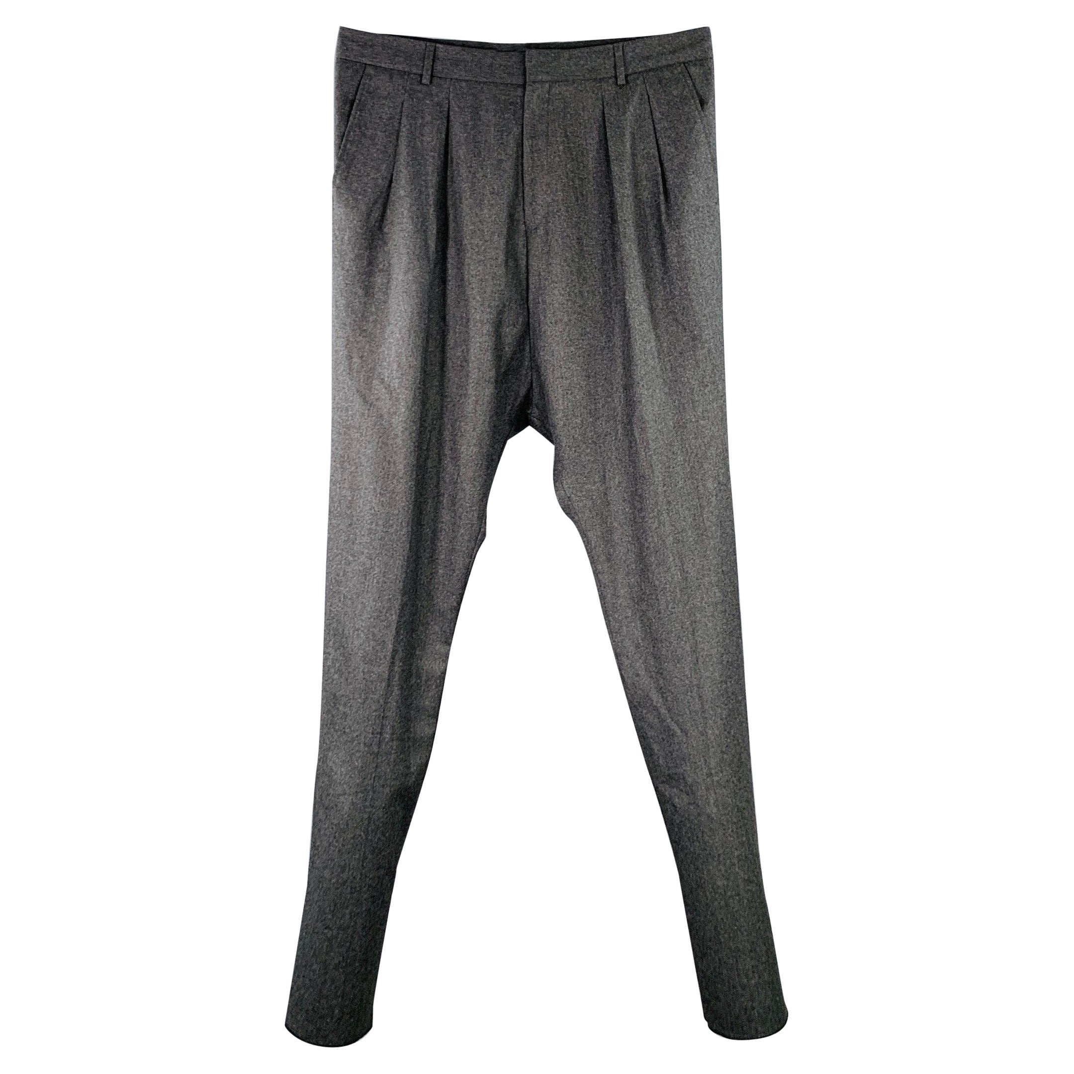 GIVENCHY Size 36 Grey Charcoal Wool Pleated Dress Pants For Sale