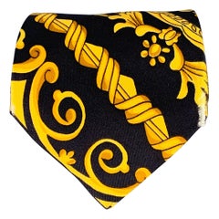 SAKS FIFTH AVENUE Black Gold Baroque Silk Tie