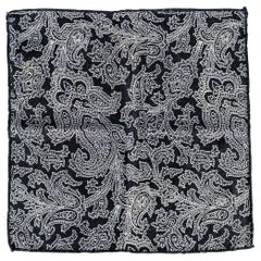 BRUNELLO CUCINELLI carré de poche blanc marine à motif cachemire