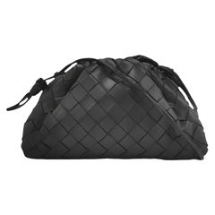 Bottega Veneta Pouch Mini Intrecciato Black Lambskin Leather Crossbody Bag