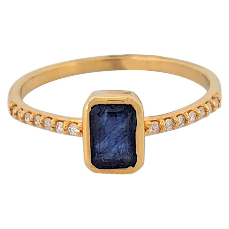 Anillo de Zafiro y Diamante en Oro Amarillo de 14K  1,10 CT Zafiro natural talla esmeralda