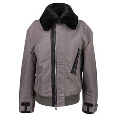 Veste Hermes pour homme, grise avec cuir noir et col en castor détachable 48