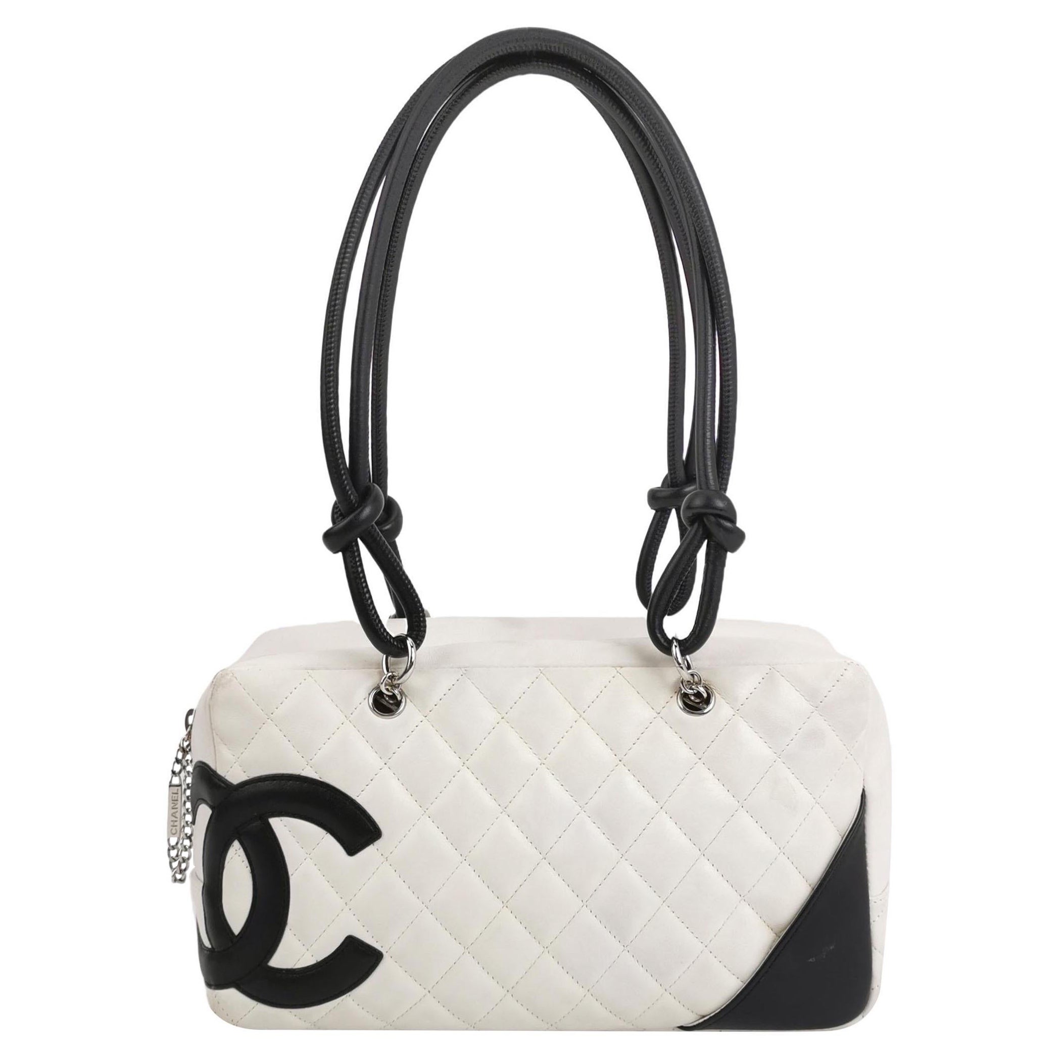 Chanel Cambon Borsa a tracolla grande in pelle di vitello bianca con doppia tracolla nera