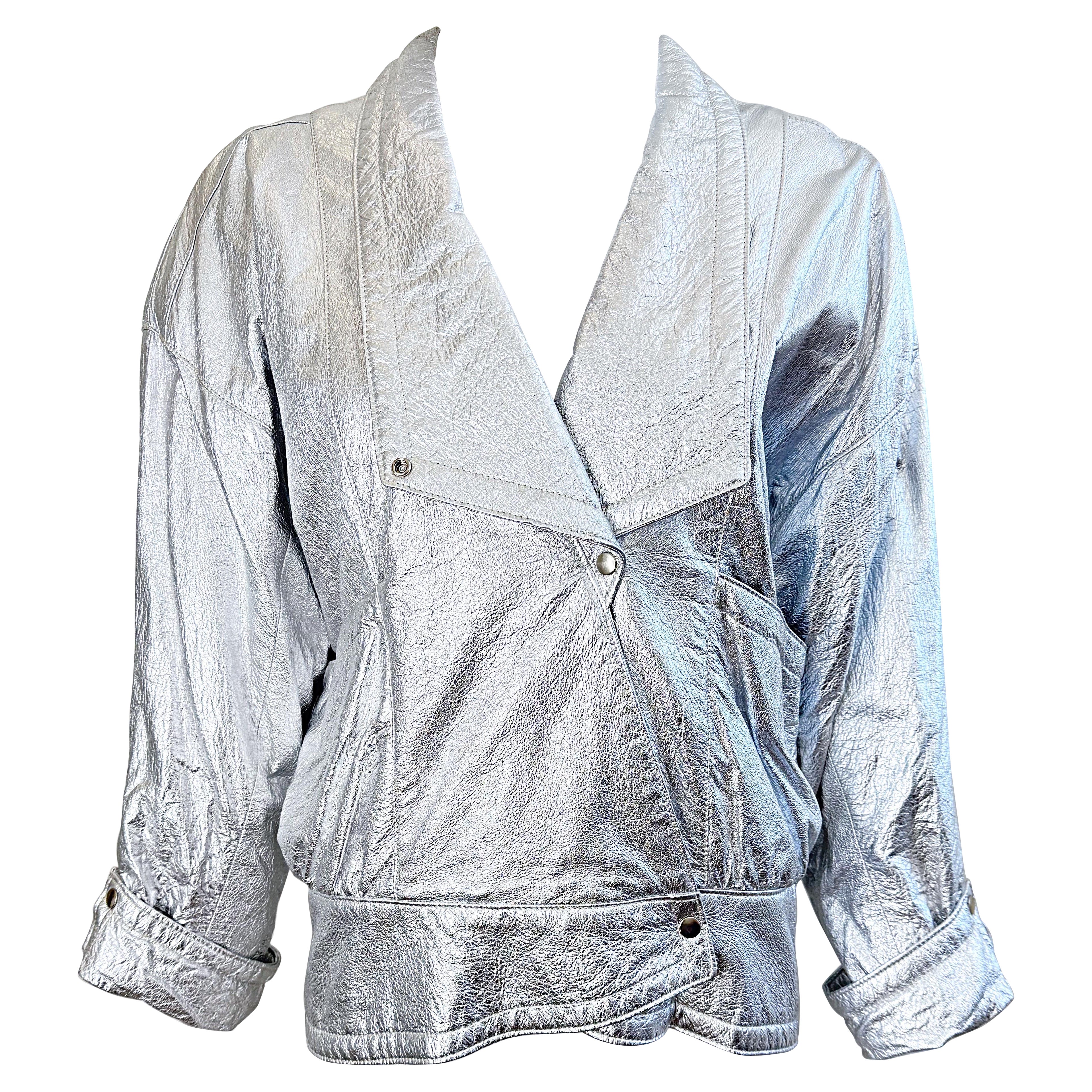 Amazing 1980s Christian Lauren Paris Silver Leather Vintage 80s Moto Jacket Med en vente