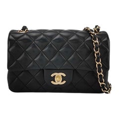 Chanel Classic Flap Rettangolare Mini Nero Pelle di Agnello Oro HW 2016-17