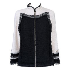 Chanel New Exquisite Tweed Jacket with Lace Accents 38 FR