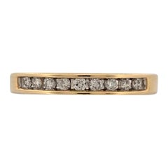 Aria  Fascia con diamanti incastonati in oro giallo 14K  Diamanti rotondi naturali da .25 CTW