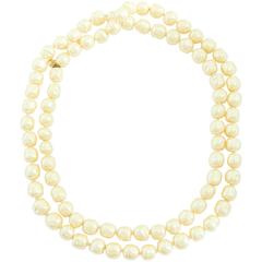 Iconic Chanel Glass Pearl Infinity Necklace Gripoix 18 inch 1981 8