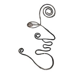 Spilla a forma di profilo in sterlina surrealista artigianale