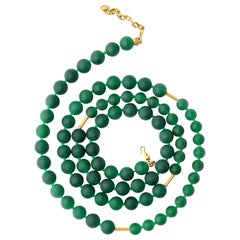 Collar de cuentas de calcedonia verde y oro The Poet's Garden - by Bombyx House