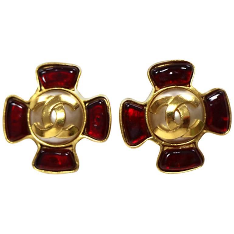 Chanel Vintage Rare Red Gripoix Gold Pearl Evening Charm Earrings