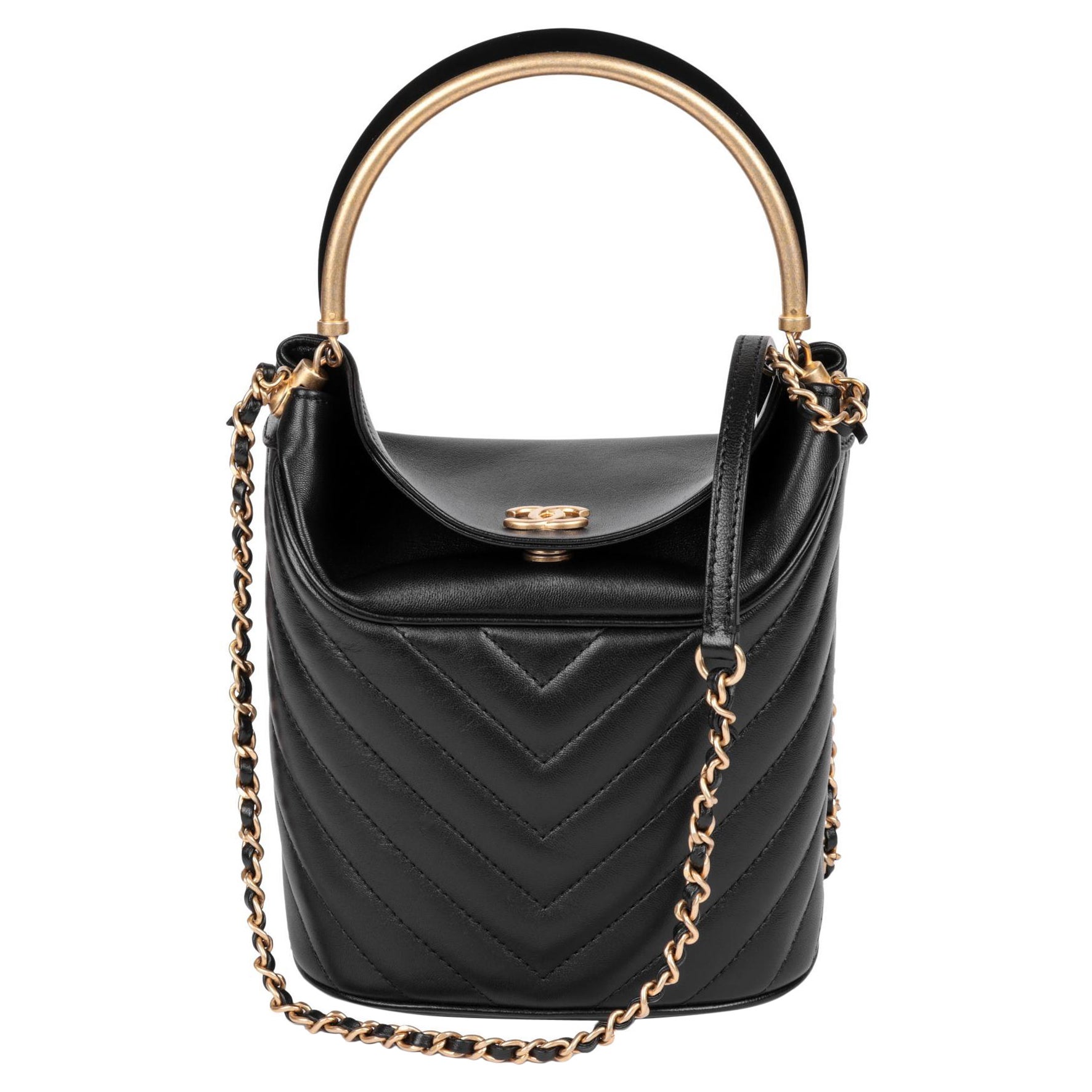 CHANEL Black Chevron Quilted Lambskin Handle with Chic Bucket Bag