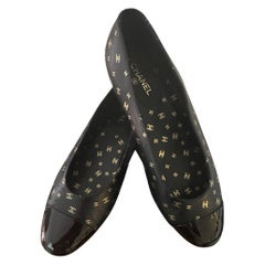 NIB Chanel BALLET FLATS CC Logo Print SIZE EU37