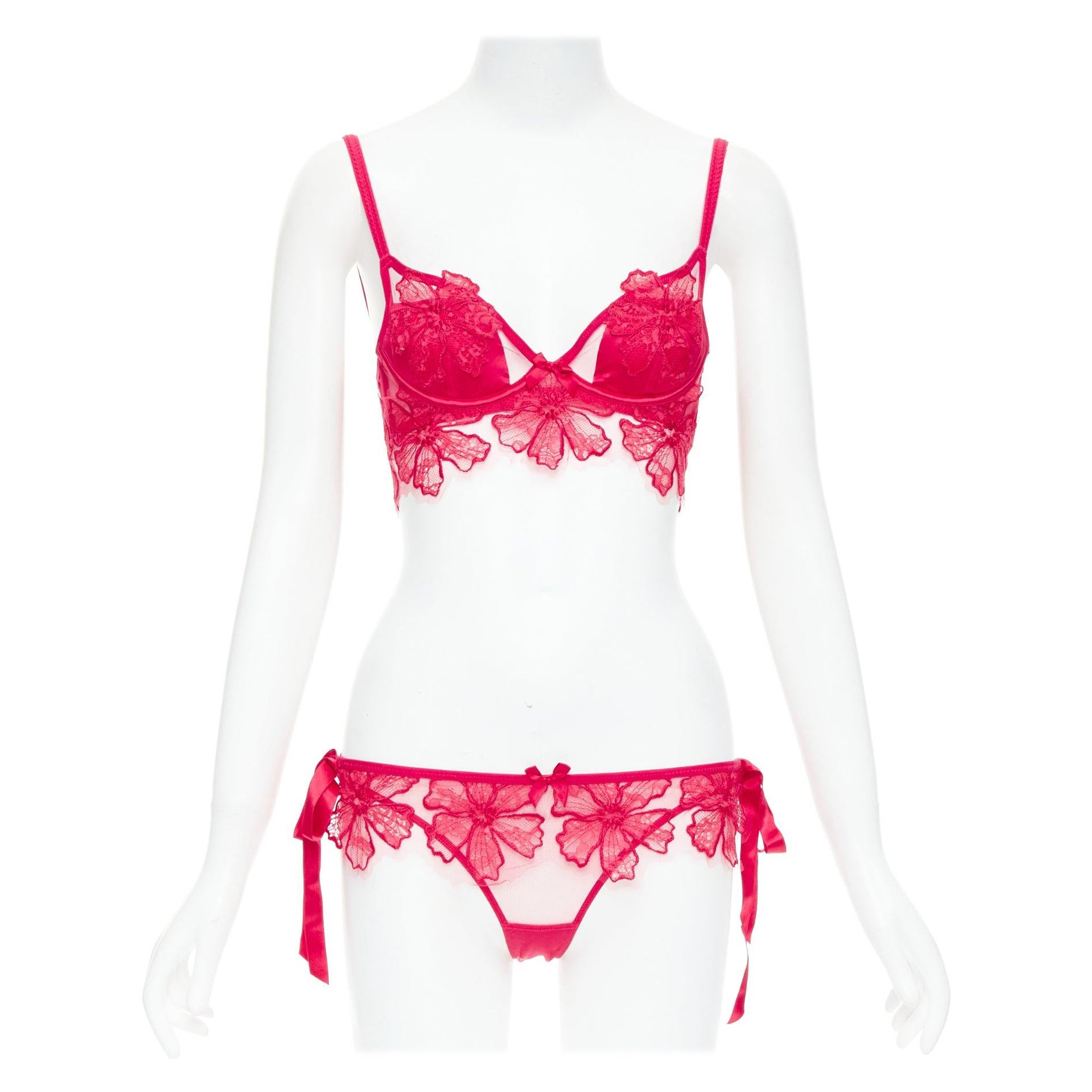 Agent Provocateur Serephina, set di lingerie con fiocco in pizzo floreale rosso e rifiniture in cotone 86B M.